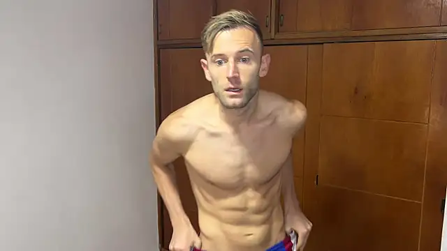 Snapshot of aquilesmade chatting on 15, 12, 2024 aquilesmade online show from 15, 12, 2024