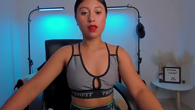 cloy baby   online show from 26, 2, 2025