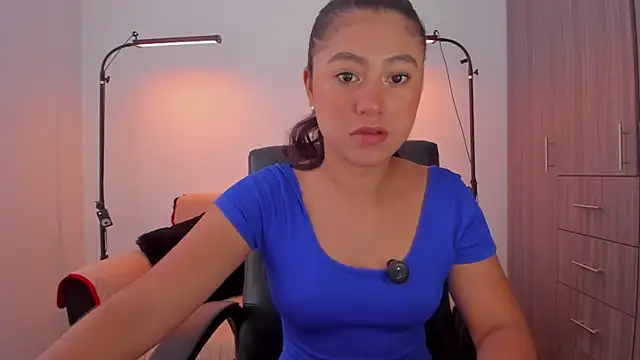 cloy baby   online show from 8, 4, 2026