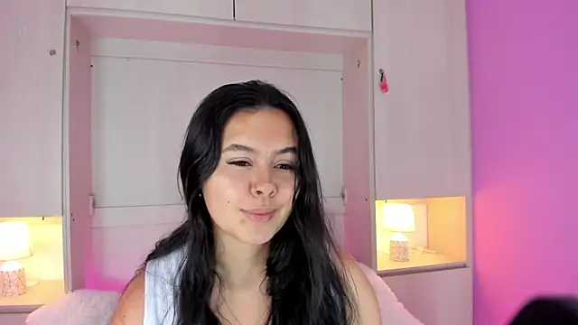 Snapshot of valerymeyerr chatting on 8, 3, 2025 valerymeyerr online show from 8, 3, 2025