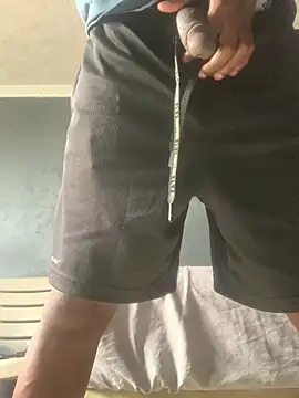 Snapshot of DManL chatting on 1, 12, 2025 DManL online show from 1, 12, 2025