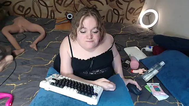 MiniNatalie online show from 21, 2, 2025