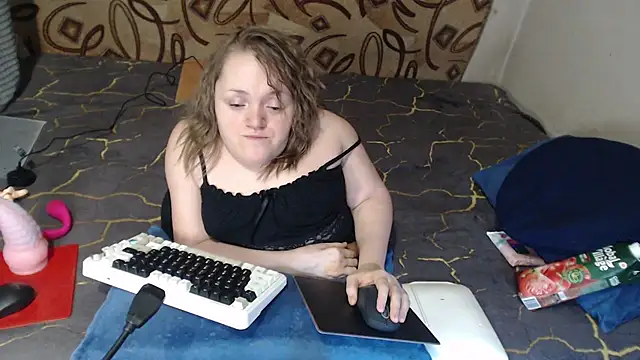 Snapshot of MiniNatalie chatting on 23, 2, 2025 MiniNatalie online show from 23, 2, 2025