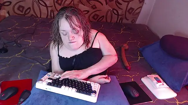 Snapshot of MiniNatalie chatting on 24, 2, 2025 MiniNatalie online show from 24, 2, 2025