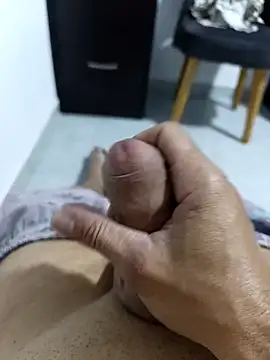 Snapshot of George197845 chatting on 3, 2, 2026 George197845 online show from 3, 2, 2026