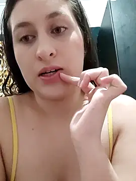 dulccemaria24 online show from 15, 3, 2025