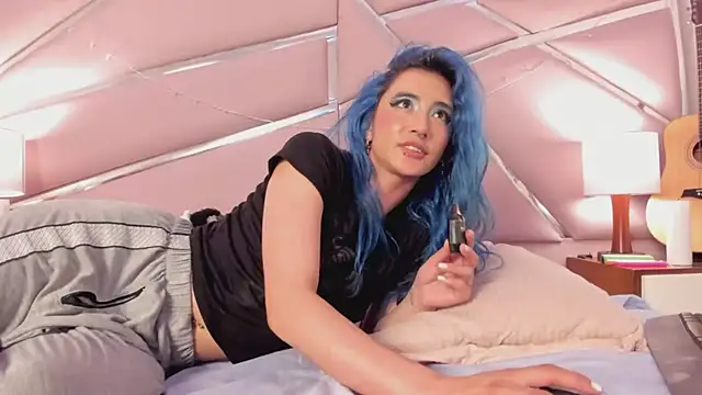 Snapshot of Lunapage chatting on 21, 2, 2025 Lunapage online show from 21, 2, 2025