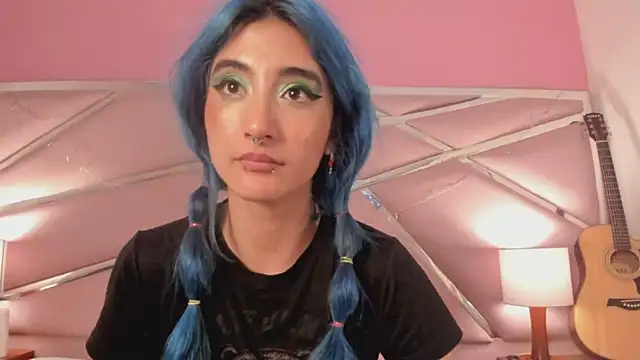 Snapshot of Lunapage chatting on 24, 2, 2025 Lunapage online show from 24, 2, 2025