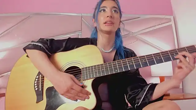 Snapshot of Lunapage chatting on 28, 2, 2025 Lunapage online show from 28, 2, 2025