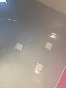 Snapshot of Lunapage chatting on 6, 3, 2025 Lunapage online show from 6, 3, 2025