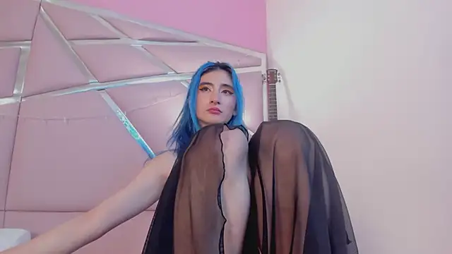 Snapshot of Lunapage chatting on 6, 3, 2025 Lunapage online show from 6, 3, 2025