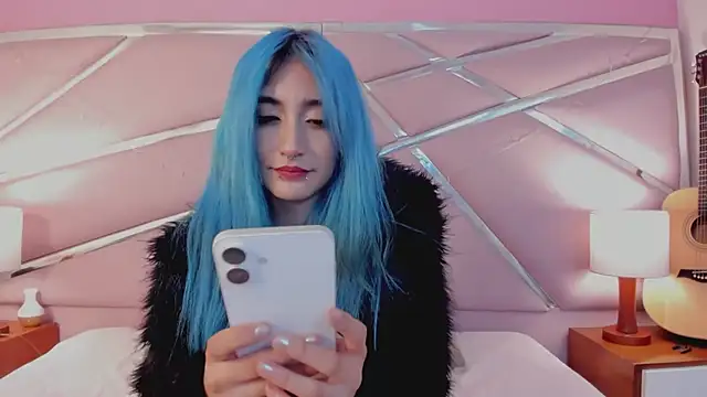 Snapshot of Lunapage chatting on 17, 3, 2025 Lunapage online show from 17, 3, 2025