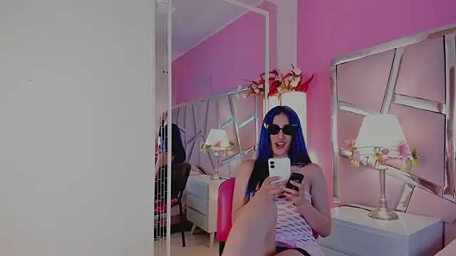 Snapshot of Lunapage chatting on 8, 9, 2025 Lunapage online show from 8, 9, 2025