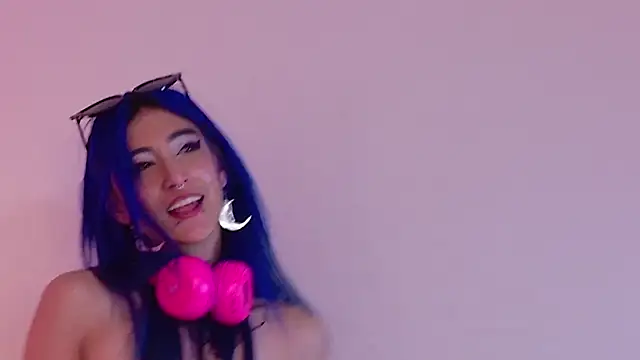 Snapshot of Lunapage chatting on 11, 9, 2025 Lunapage online show from 11, 9, 2025