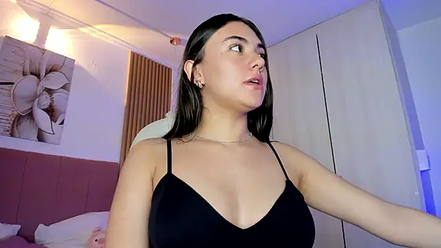 mia nevaeh online show from 20, 3, 2026