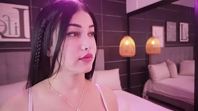 Bella TS  online show from 4, 4, 2026