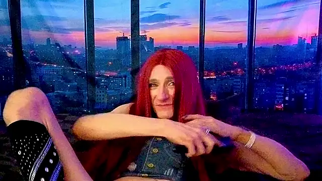 LuvNuk online show from 25, 2, 2025