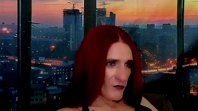 LuvNuk online show from 10, 9, 2025