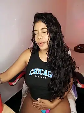 Snapshot of Fanny_Klean chatting on 27, 10, 2025 Fanny Klean online show from 27, 10, 2025