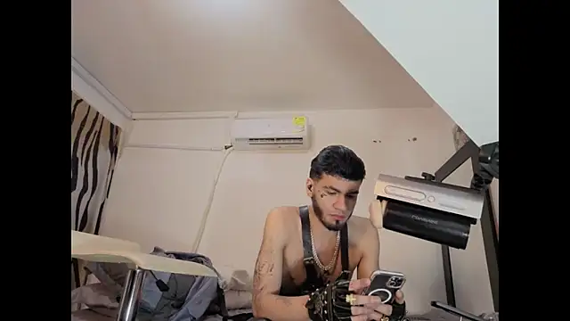 badanyboy online show from 10, 4, 2026