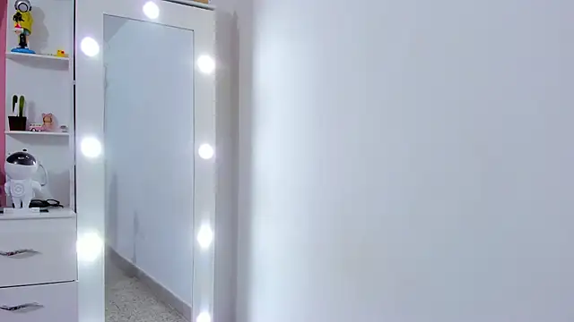  noahjones online show from 18, 1, 2025