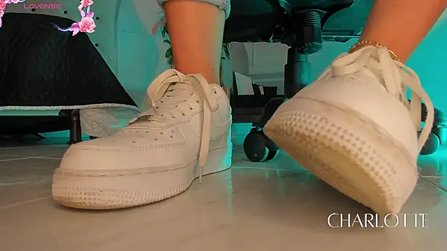 charlotte  grey online show from 2, 2, 2026