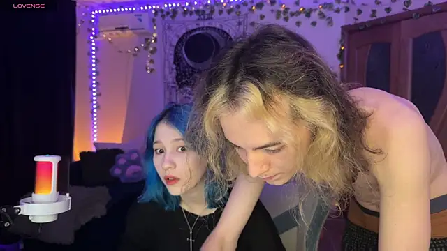 Snapshot of Traharaa chatting on 28, 2, 2025 Traharaa online show from 28, 2, 2025