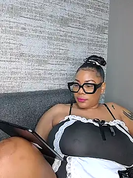 Snapshot of ExclusiveLeexx chatting on 2, 3, 2025 ExclusiveLeexx online show from 2, 3, 2025