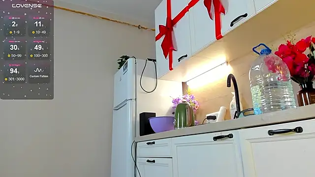 CarolineLovers online show from 14, 12, 2024