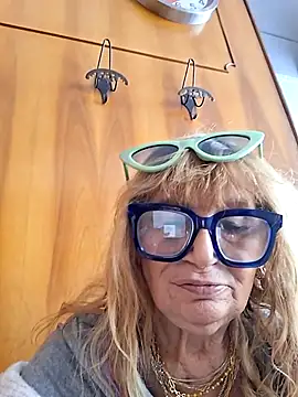 eva2023sexy online show from 15, 4, 2026