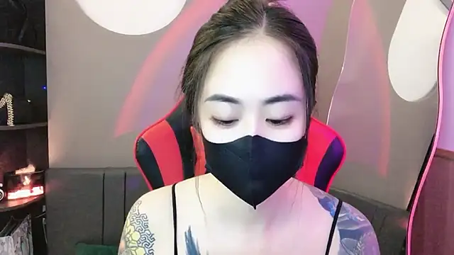 Snapshot of witch-39 chatting on 18, 12, 2024 witch-39 online show from 18, 12, 2024