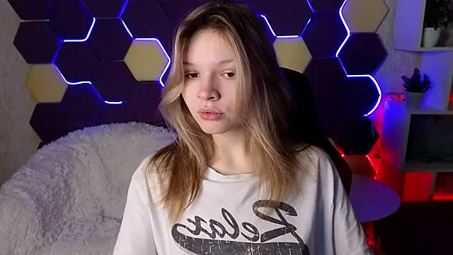 LitaBrom online show from 12, 1, 2025