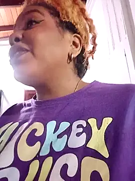 Snapshot of ELLA_KELLY chatting on 24, 4, 2026 ELLA KELLY online show from 24, 4, 2026