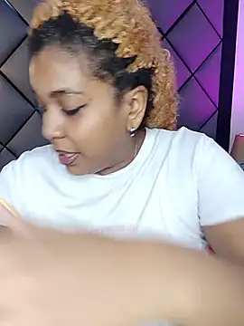 Snapshot of ELLA_KELLY chatting on 15, 5, 2026 ELLA KELLY online show from 15, 5, 2026