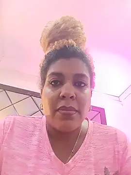 Snapshot of ELLA_KELLY chatting on 9, 6, 2026 ELLA KELLY online show from 9, 6, 2026