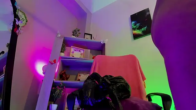 kuromi69 online show from 5, 10, 2025