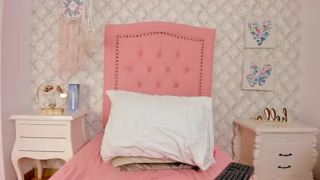 Sara  Williams online show from 9, 2, 2025