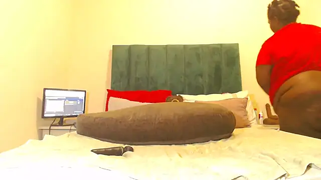 Snapshot of sexybigasss chatting on 27, 2, 2026 sexybigasss online show from 27, 2, 2026