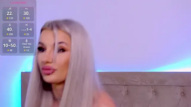 Snapshot of CelyneMay chatting on 13, 3, 2025 CelyneMay online show from 13, 3, 2025