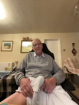 Snapshot of cutaboverest chatting on 9, 2, 2026 cutaboverest online show from 9, 2, 2026