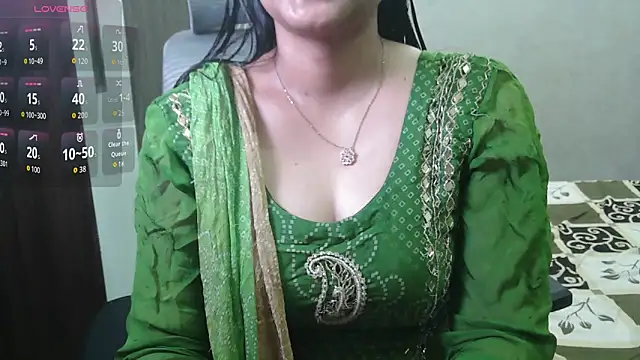 Snapshot of Jass-Karan chatting on 11, 5, 2026 Jass-Karan online show from 11, 5, 2026