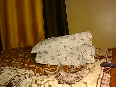 Missshelo online show from 25, 9, 2025