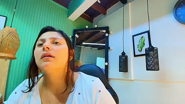 Snapshot of george_jonnes chatting on 3, 6, 2026 george jonnes online show from 3, 6, 2026