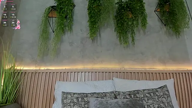 Lana Lann online show from 26, 1, 2025