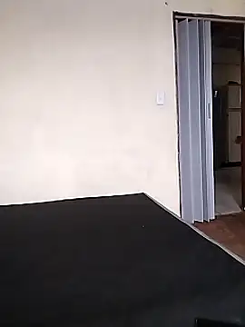 Snapshot of Nomawethu2002 chatting on 5, 1, 2025 Nomawethu2002 online show from 5, 1, 2025