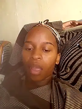 Snapshot of Nomawethu2002 chatting on 12, 11, 2025 Nomawethu2002 online show from 12, 11, 2025