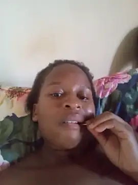 Snapshot of Nomawethu2002 chatting on 13, 11, 2025 Nomawethu2002 online show from 13, 11, 2025