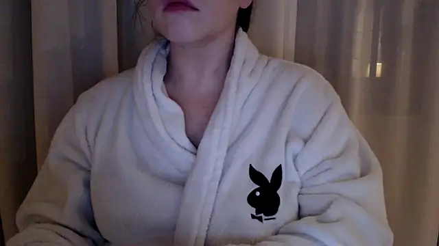 Sandysecret online show from 19, 3, 2025