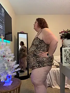 MsStrawbooty online show from 17, 12, 2025
