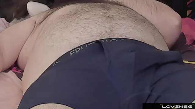 Snapshot of Dominant_BEAR chatting on 28, 11, 2025 Dominant BEAR online show from 28, 11, 2025